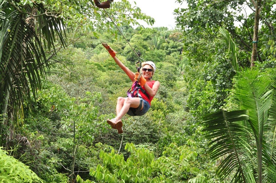what is a canopy tour in costa rica